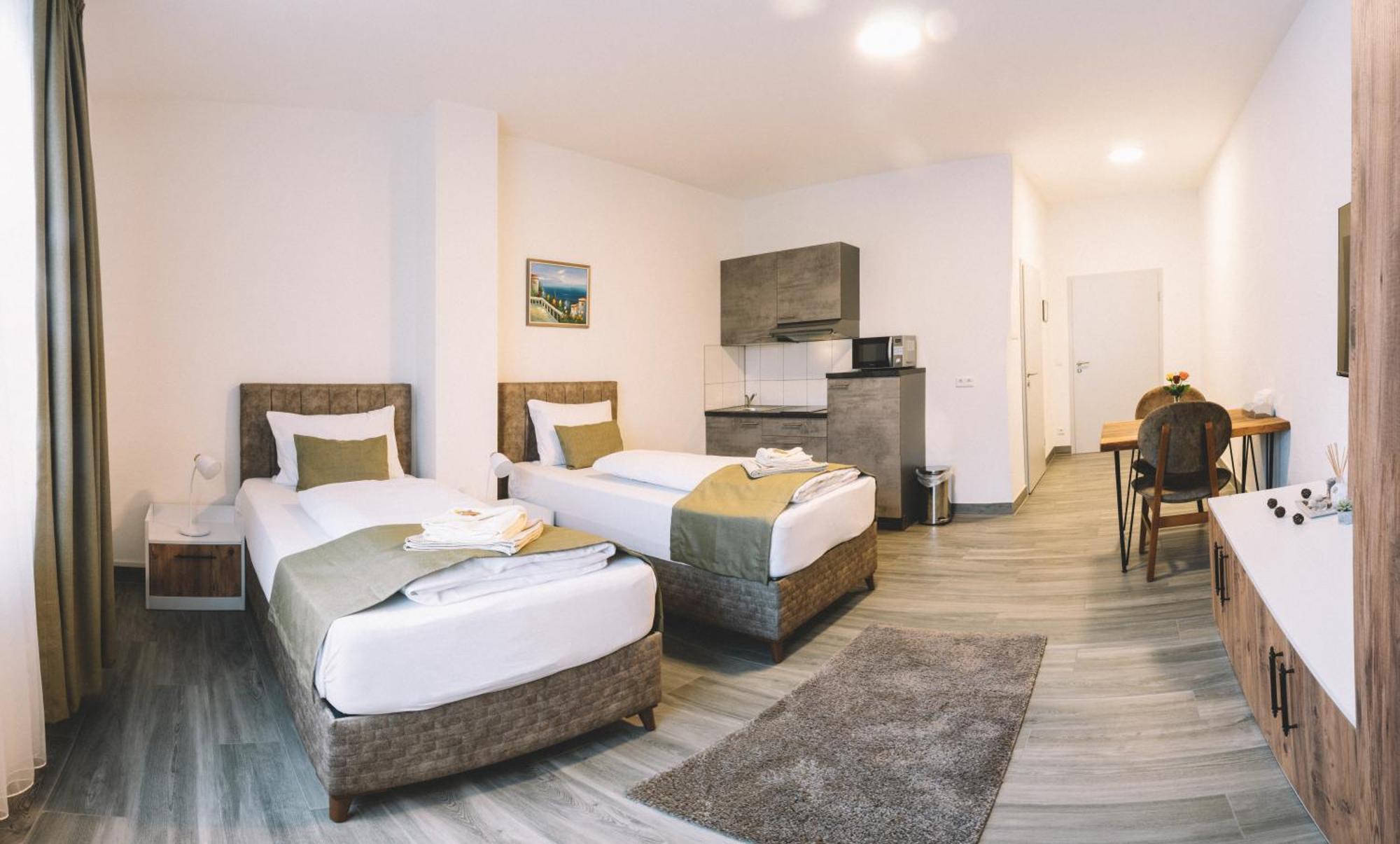 E&B Hotel Korb エクステリア 写真
