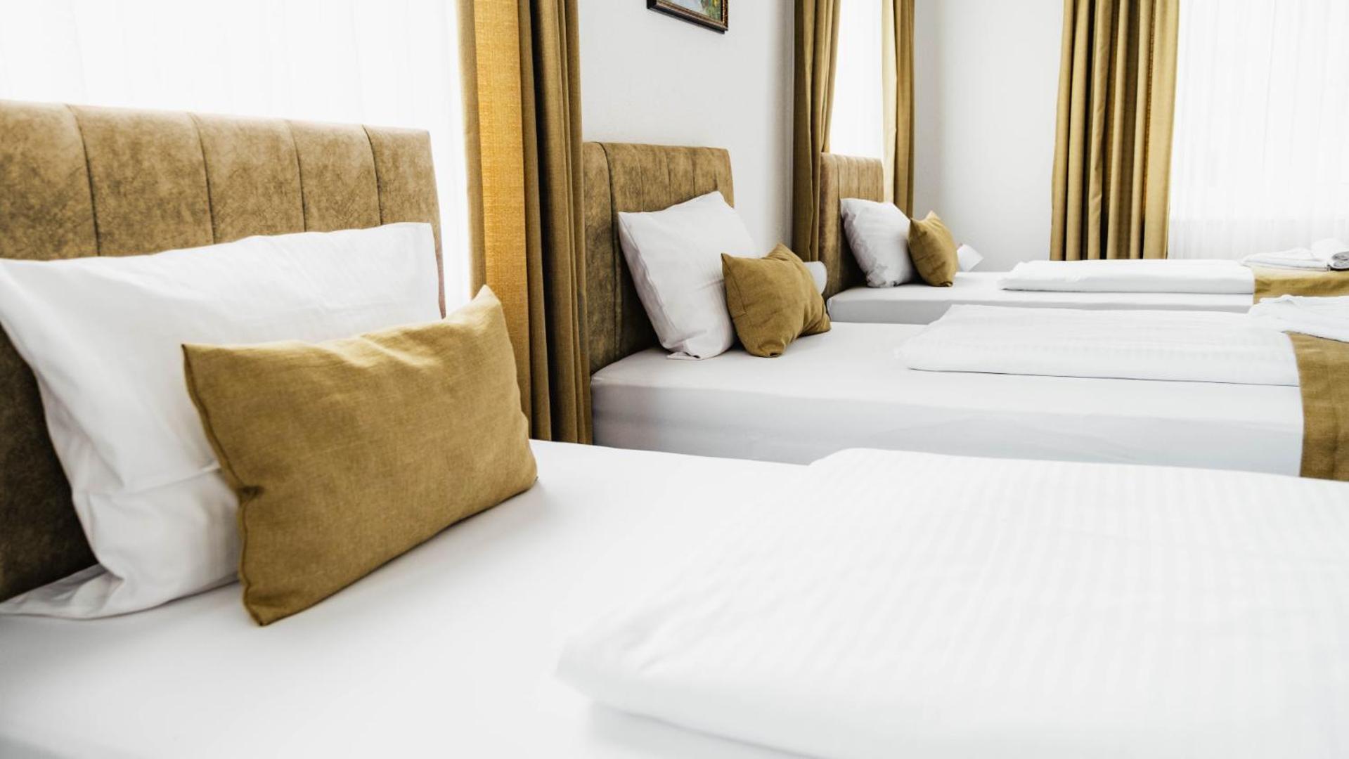 E&B Hotel Korb エクステリア 写真